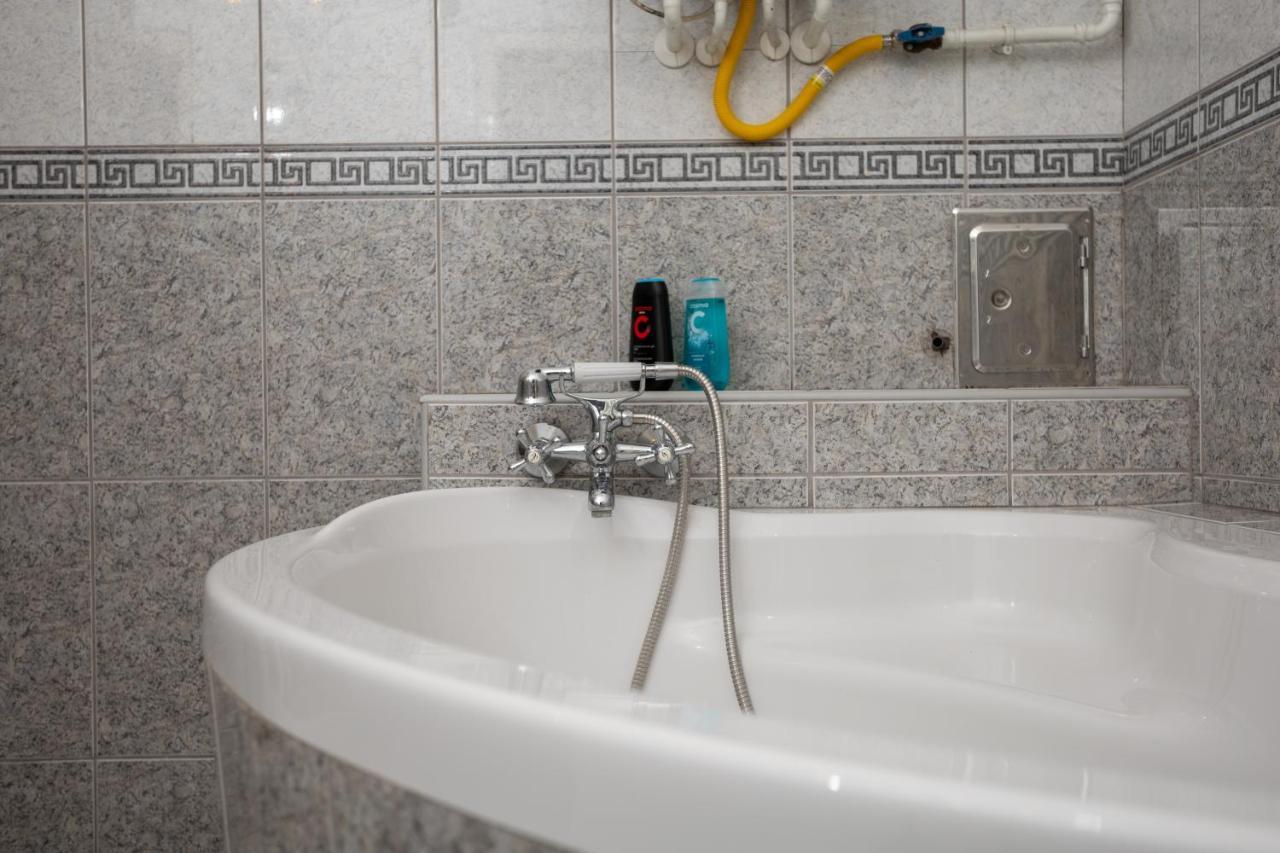 Emerald Suite With Free Parking Budapeste Exterior foto
