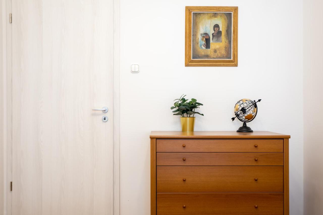 Emerald Suite With Free Parking Budapeste Exterior foto
