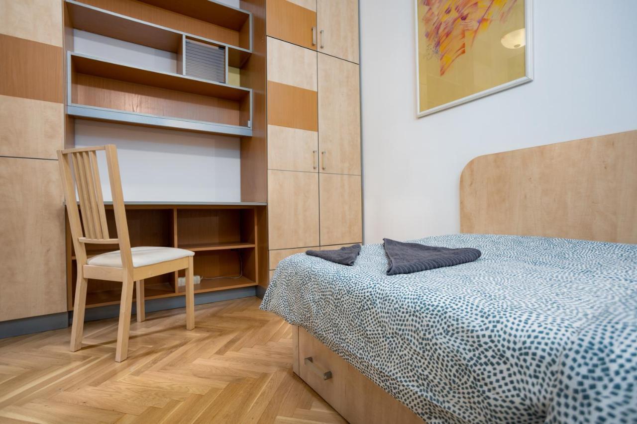 Emerald Suite With Free Parking Budapeste Exterior foto